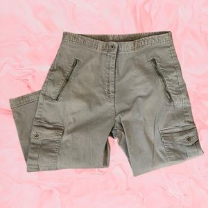 High Waisted Green Khaki Cargo Capris